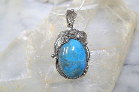 TURQUOISE PENDANT