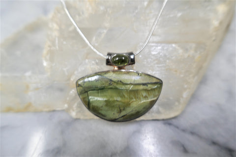 IMPERIAL OPAL AND PERIDOT PENDANT