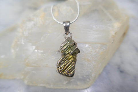 BISMUTH PENDANT