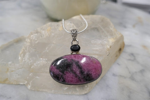 MANGANISE IN RHODOCROSITE PENDANT
